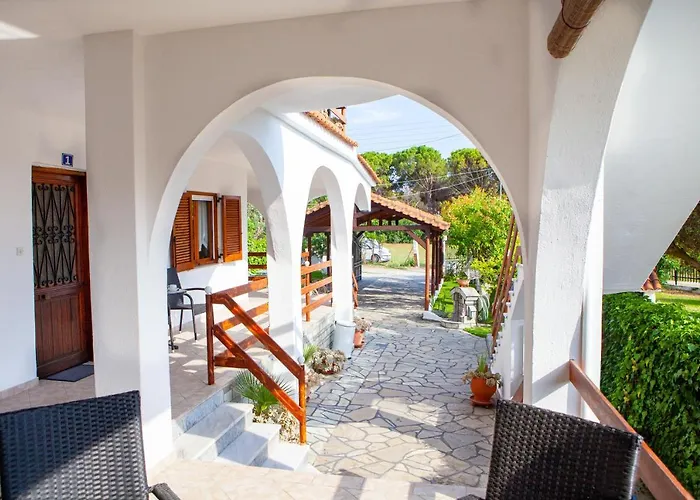 Kali Beach House
